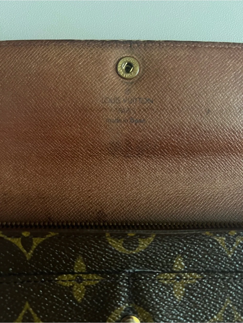 Louis Vuitton Monogram Sarah Wallet